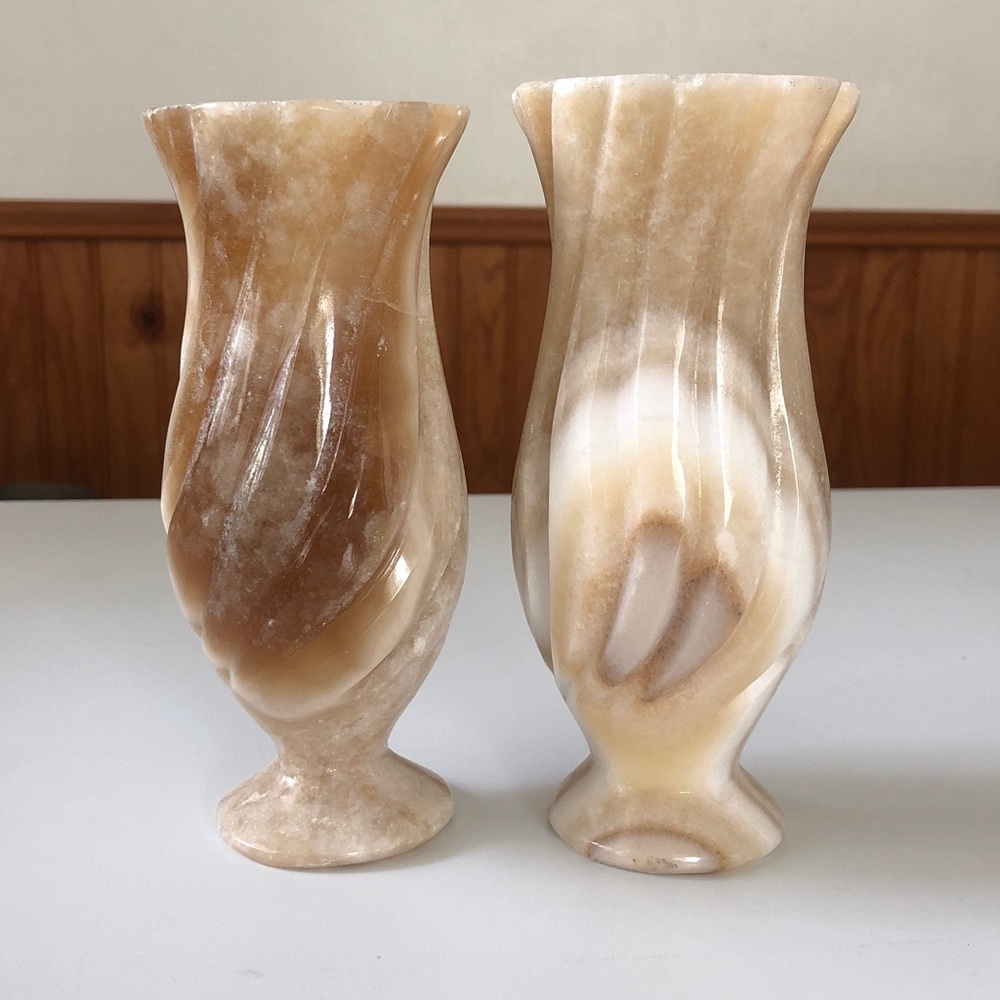 Hand-Carved Alabaster Vase Pair in Cream and Tan